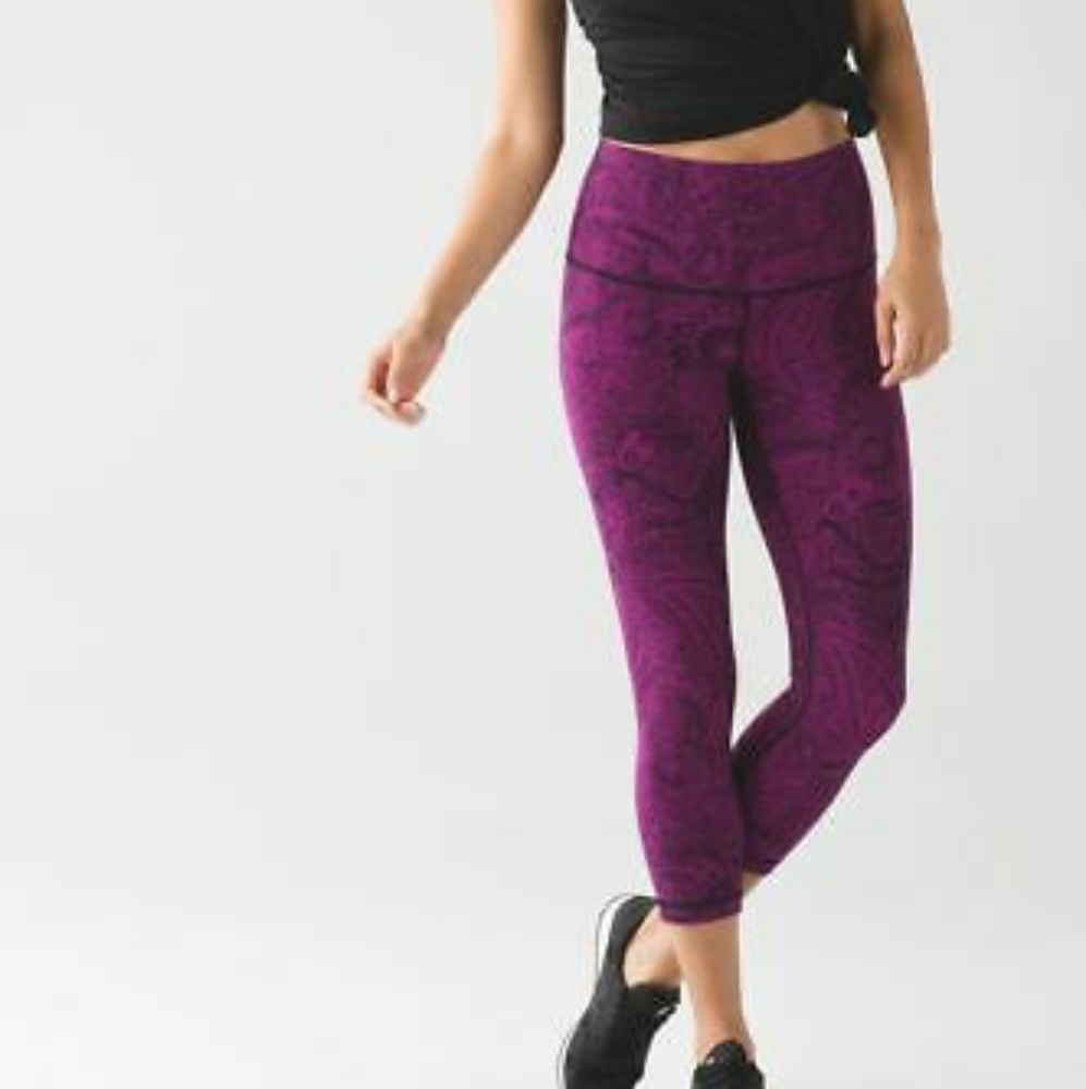Lululemon Capri Leggings Antique Paisley Small